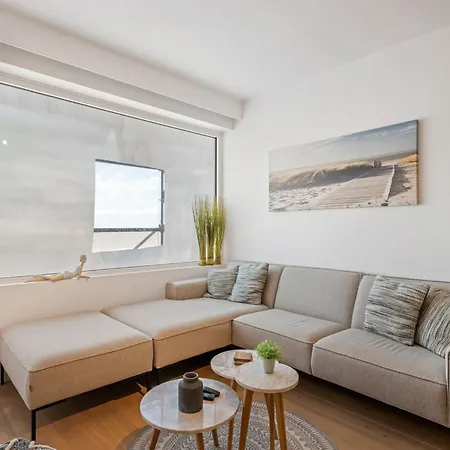 Flat By The Seaside With Stunning Ocean Views Apartment